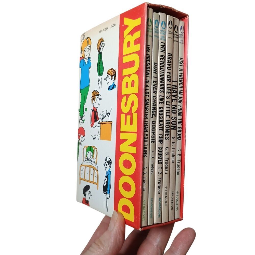 Doonesbury 6 Volume Boxed Set by G. B. Trudeau, Paperback 1972 - Vintage Humor